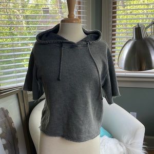 Short sleeve hoodie